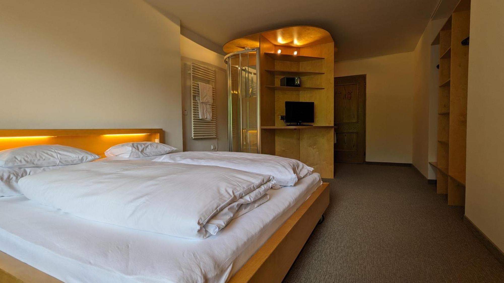 Keyone Rooms Loisach 레르모스 외부 사진