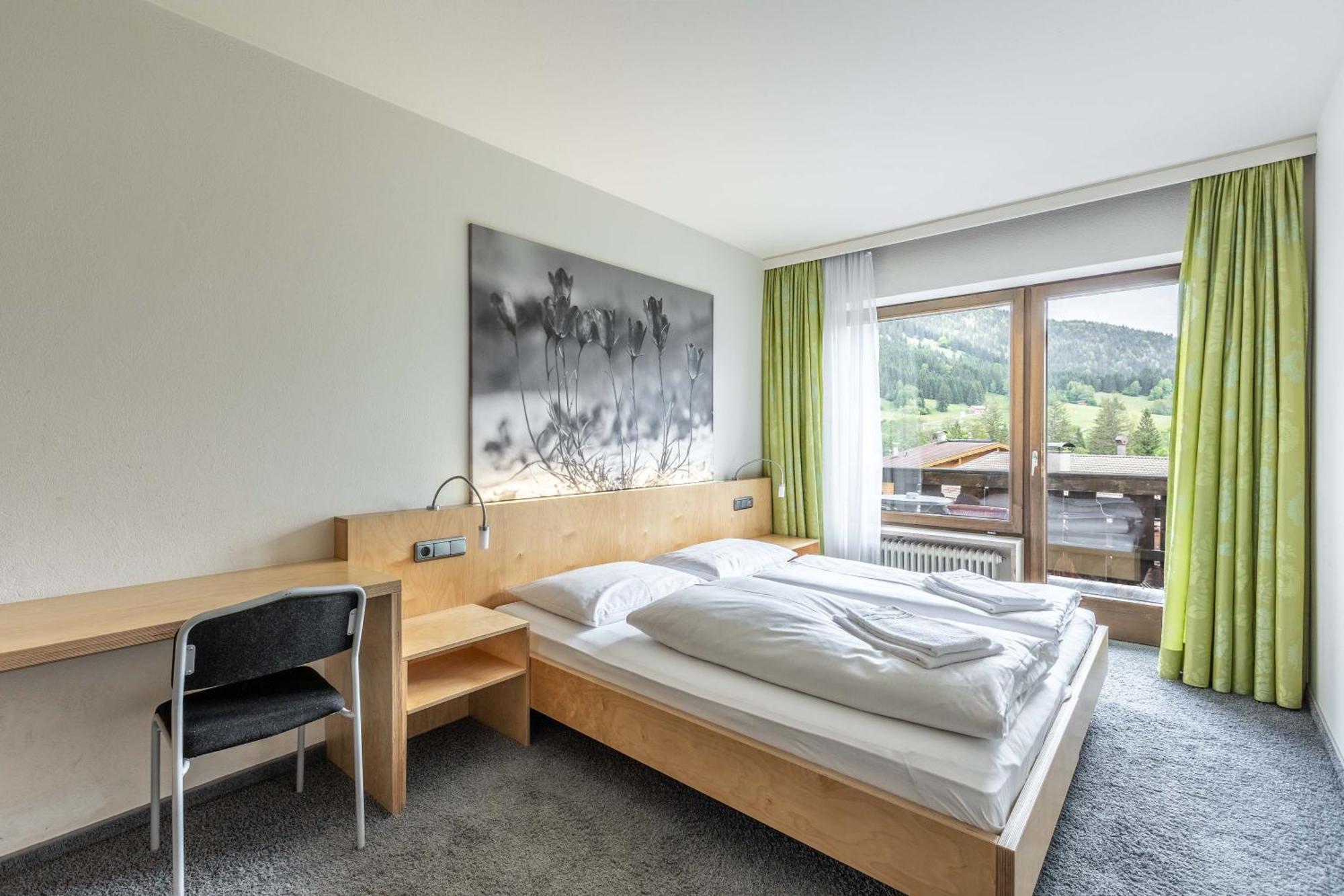 Keyone Rooms Loisach 레르모스 외부 사진